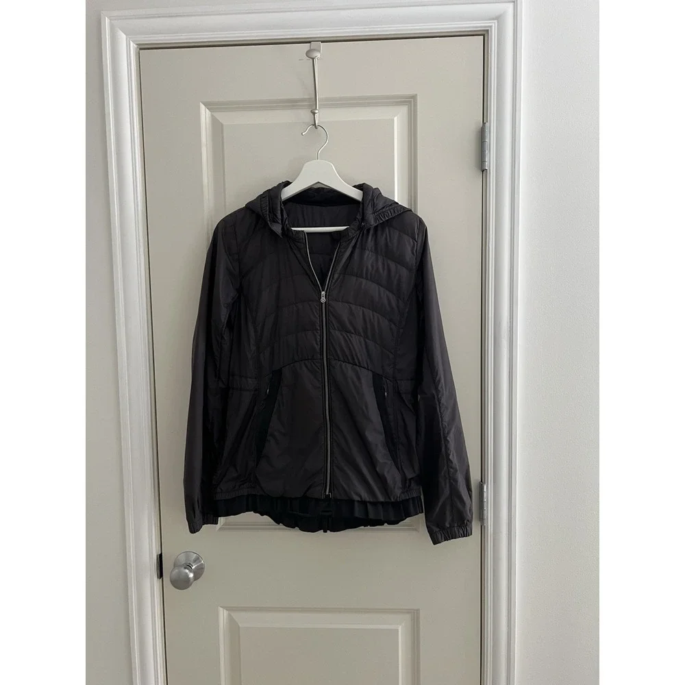 Lululemon Black Puffy Windbreaker Removable Hood Size 8